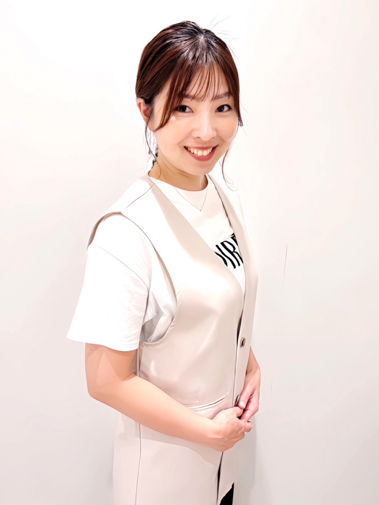 柏たなかにある美容院・美容室「AVENIR 柏たなか店（アブニール　カシワタナカ）」のスタッフ「岡田　茜子」の画像